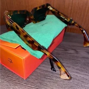 peggy goods | Accessories | Peggy Goods Sunglasses Havana 